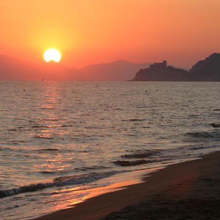Camping Maremma Sans Souci กาส์ตีจลิโอเน เดลลา เปสกายา ภายนอก รูปภาพ