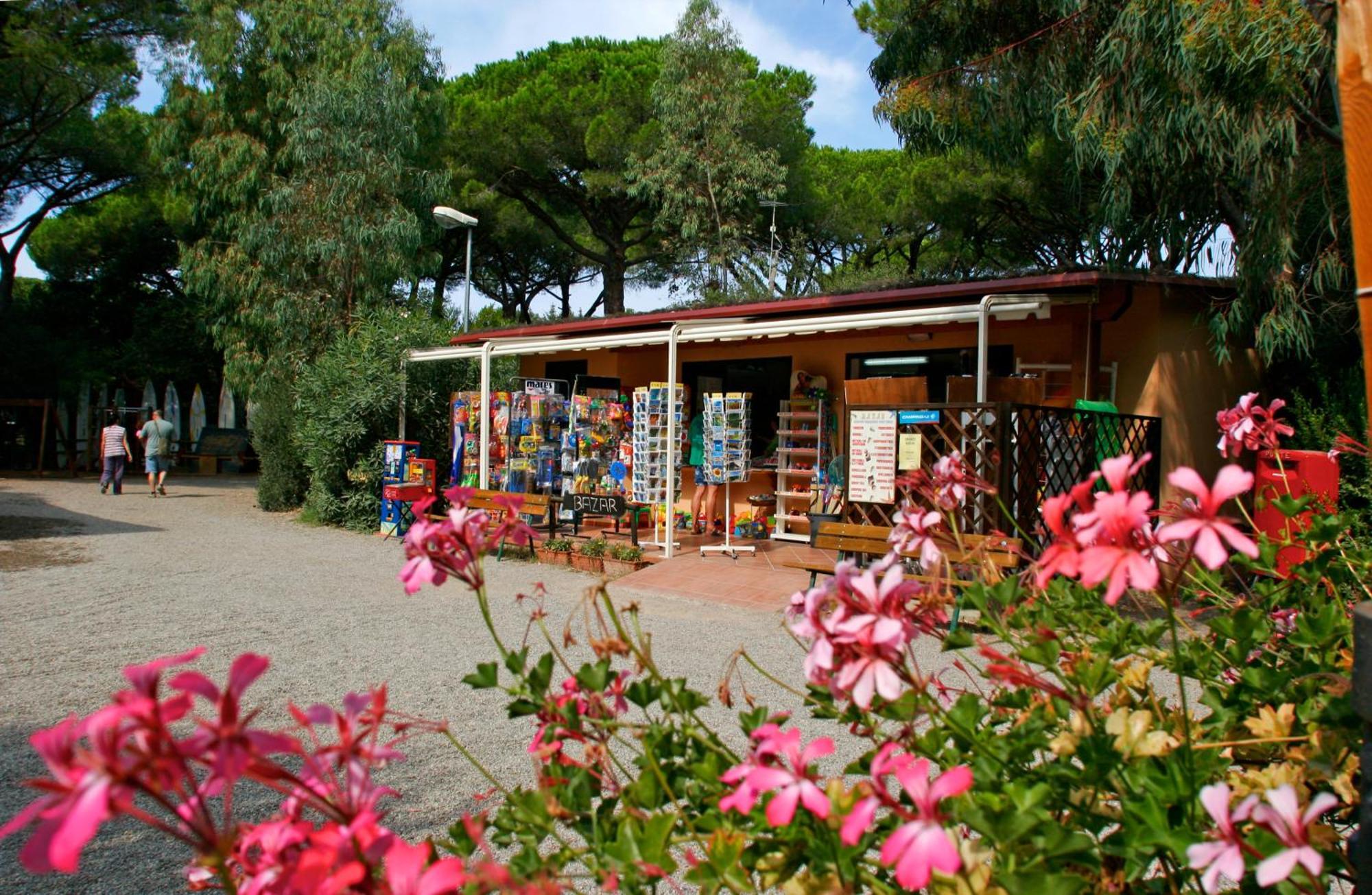 Camping Maremma Sans Souci กาส์ตีจลิโอเน เดลลา เปสกายา ภายนอก รูปภาพ