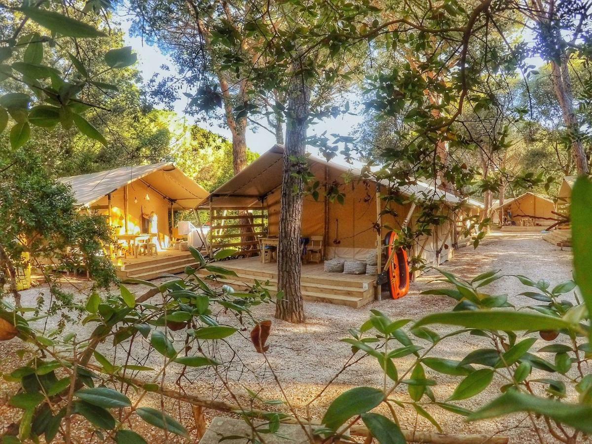 Camping Maremma Sans Souci กาส์ตีจลิโอเน เดลลา เปสกายา ภายนอก รูปภาพ